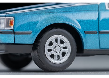 トミーテック 1/64 TLV-N69d トヨタ コロナ ハードトップ 1800GT-TR（ターコイズ）84年式