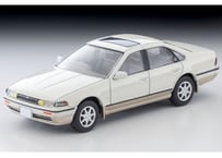 トミーテック 1/64 TLV-N319c 日産 セフィーロ タウンライドSV（白／ベージュ）91年式