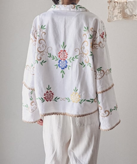 【Seek an nur】Vintage embroidered over jacket