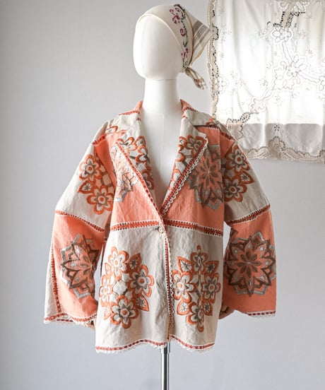 【Seek an nur】Vintage embroidered over jacket