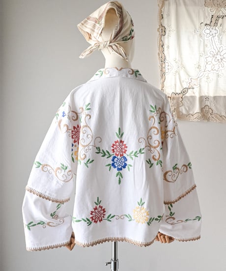 【Seek an nur】Vintage embroidered over jacket