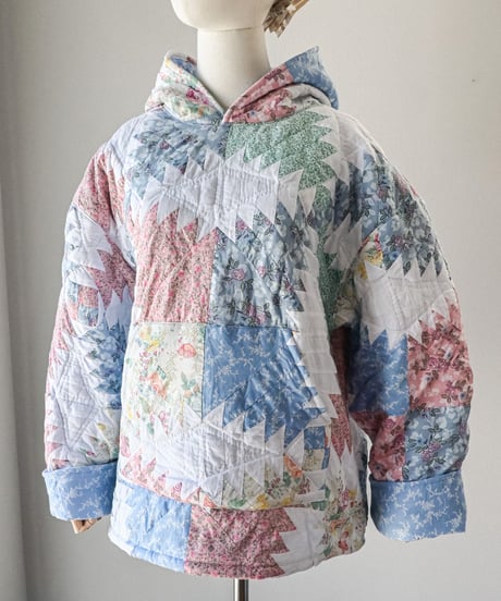 【curoam】Vintage Patchwork Quilted Hoodie