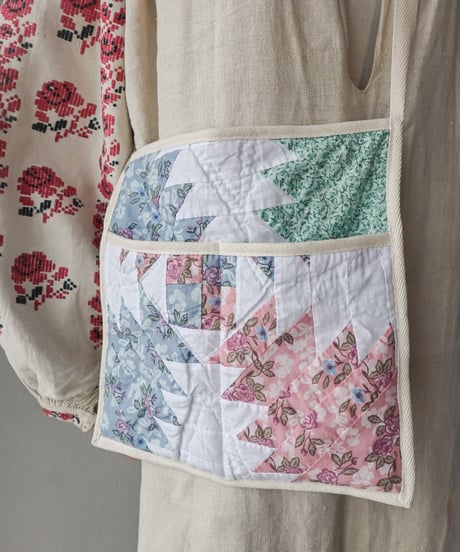 【curoam】Vintage Patchwork Quilted Pochette