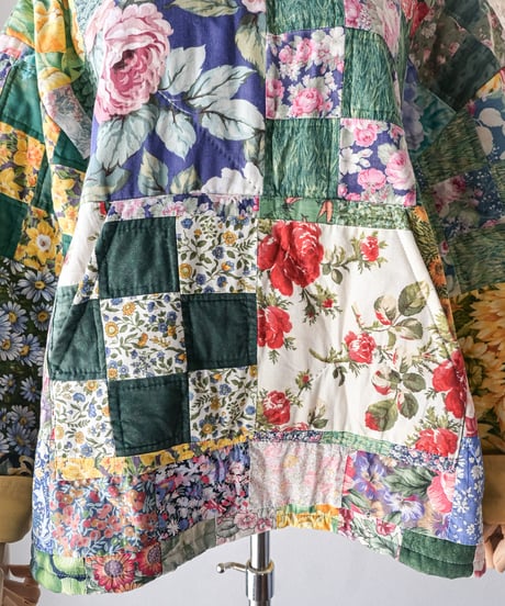 【curoam】Vintage Patchwork Quilted Hoodie