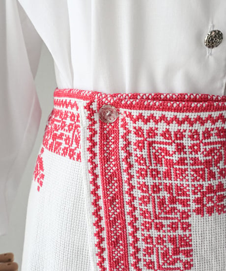 【Seek an nur】Vintage embroidered textile wrap skirt