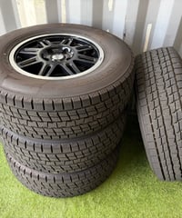 【中古品】JKラングラー　スタッドレスタイヤ