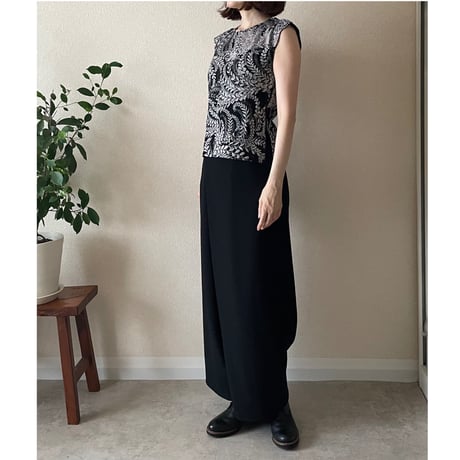 ノースリーブ  十日町紬/ Vintage Tokamachi Tsumugi Sleeveless Top