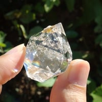 ハーキマーダイヤモンド（虹入り）