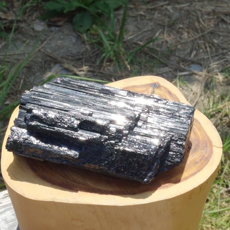 ブラックトルマリン原石（大サイズ）