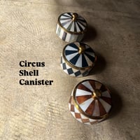 Circus Shell Canister 真鍮とシェルの小さなキャニスター