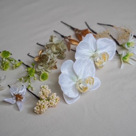 髪飾り / White orchid