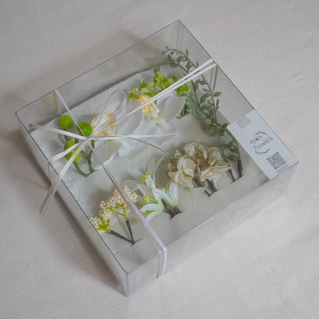 髪飾り / White orchid