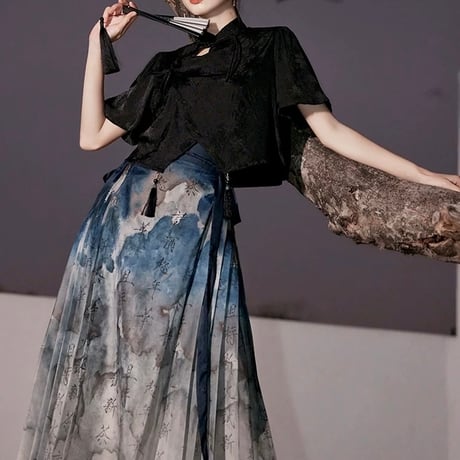 墨明 × 漢服風セットアップ