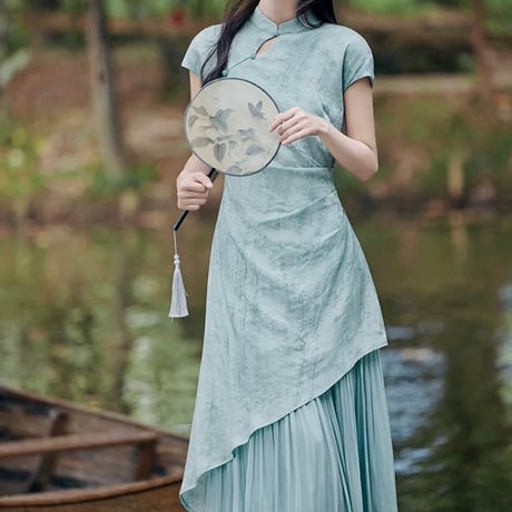 エアリープリーツ × 淡彩ミント