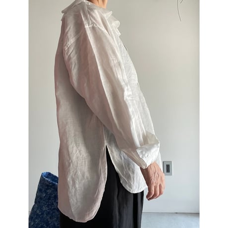 R&D.M.CO- L.G.D. RUFFLE COLLAR BLOUSE
