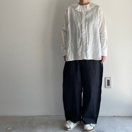 R&D.M.CO- L.G.D. RUFFLE COLLAR BLOUSE