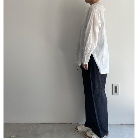 R&D.M.CO- L.G.D. RUFFLE COLLAR BLOUSE
