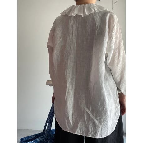 R&D.M.CO- L.G.D. RUFFLE COLLAR BLOUSE