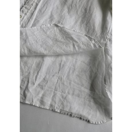 R&D.M.CO- L.G.D. RUFFLE COLLAR BLOUSE