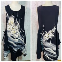 持ち込みオーダー＊手描き正絹黒留袖ひらひら裾変形ベスト＊フリーサイズ