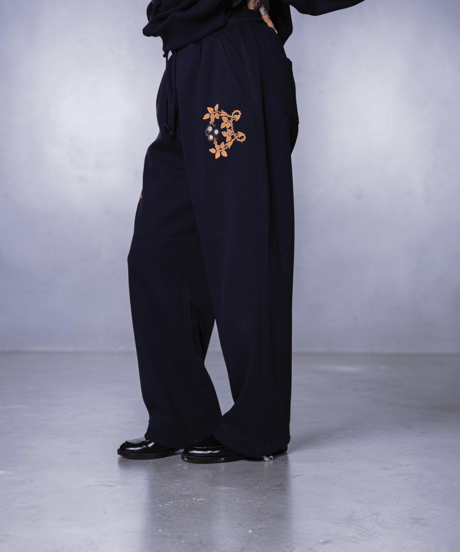 Thorn & Bloom Sweat Pants(Navy)