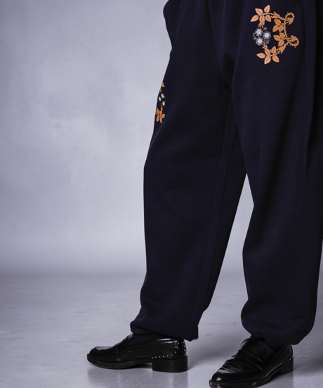 Thorn & Bloom Sweat Pants(Navy)