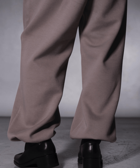 Thorn & Bloom Sweat Pants(Beige)