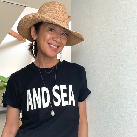 AND SEA ブラック系半袖Tシャツ