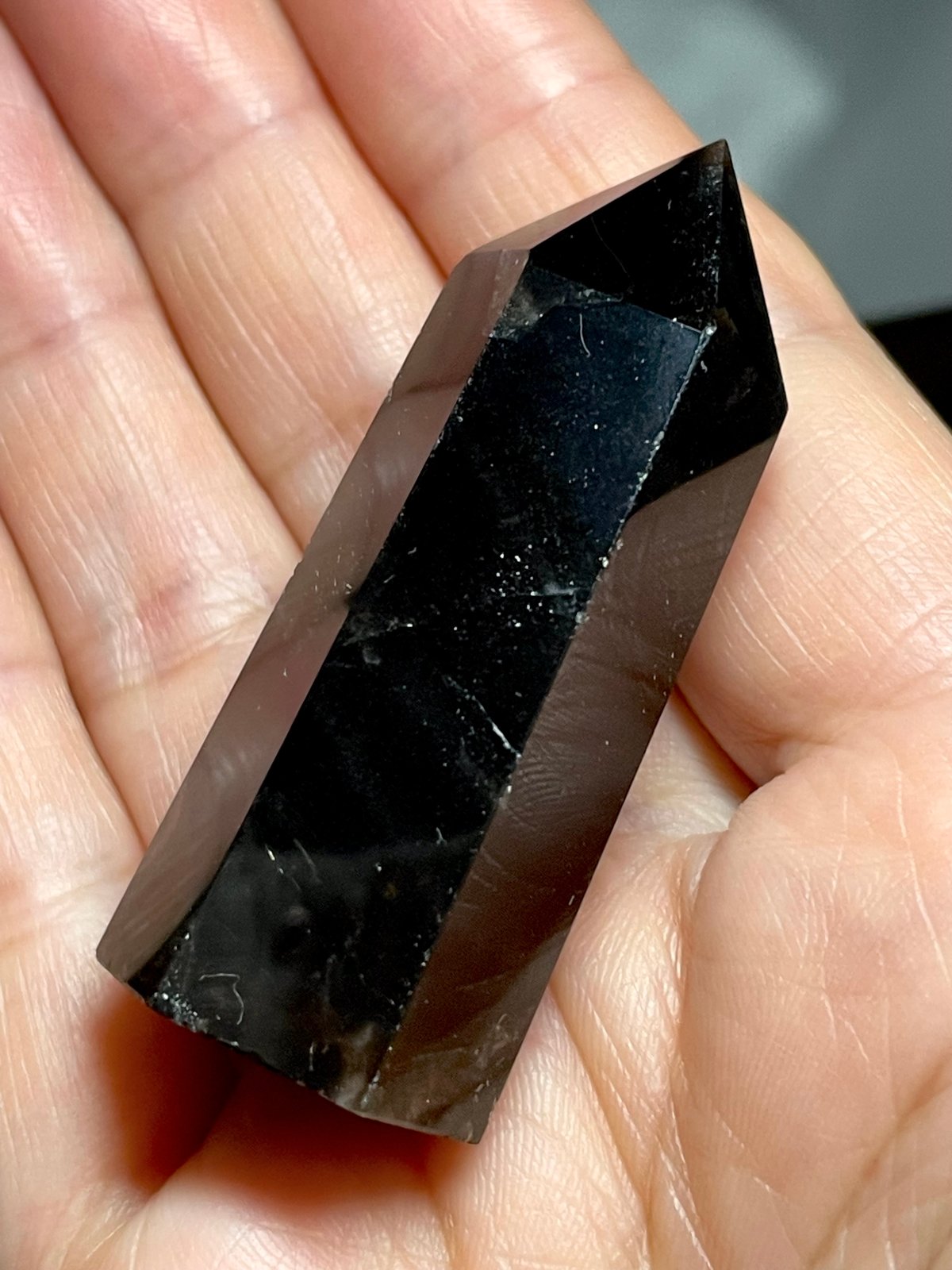 モリオン【黒水晶】タワー◇六角柱◇ポイント◇天然石◇パワーストーン