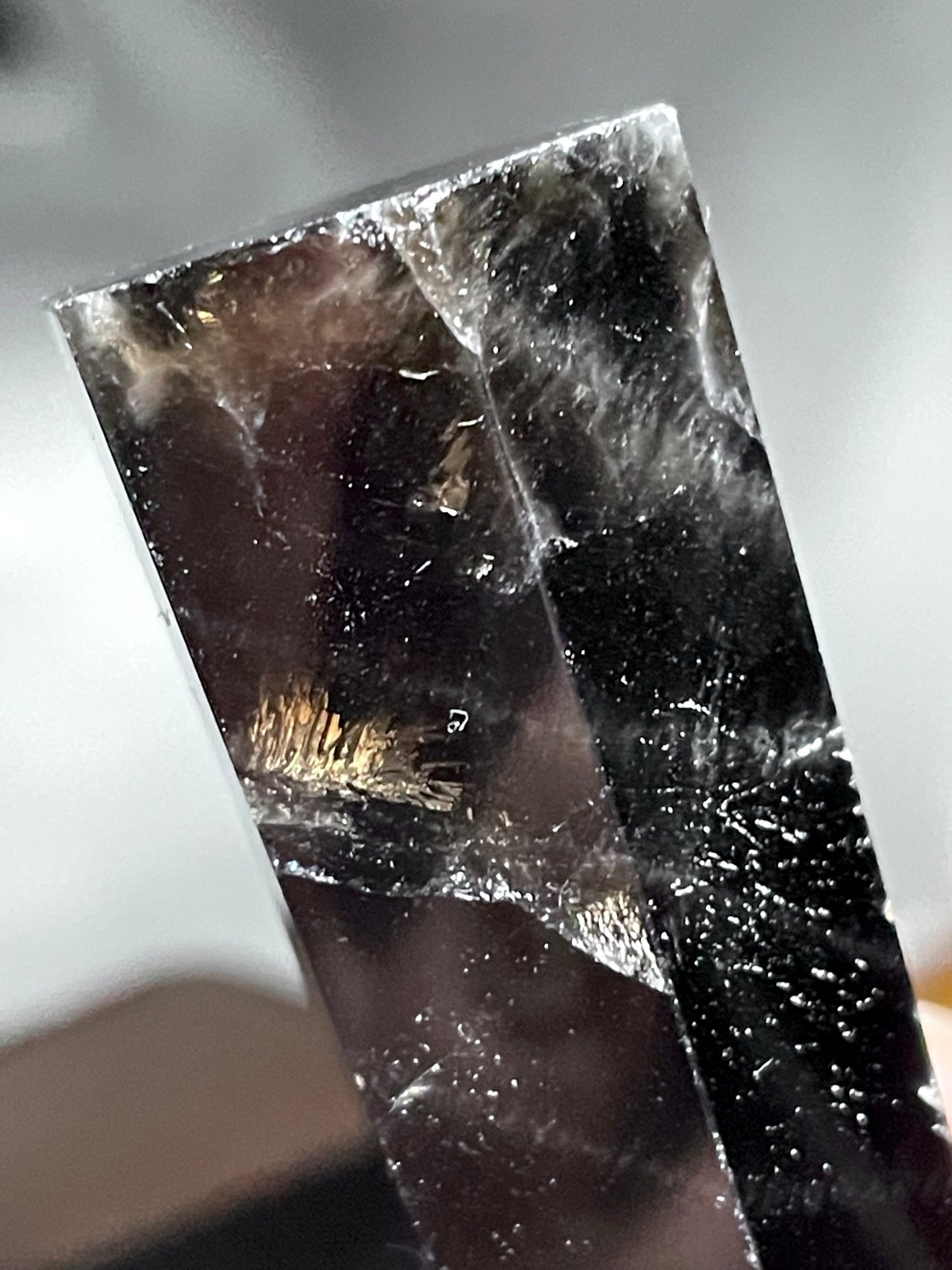 モリオン【黒水晶】タワー◇六角柱◇ポイント◇天然石◇パワーストーン
