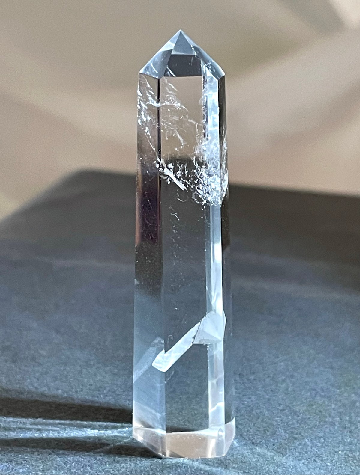 水晶【クリアクオーツ】 六角柱◇タワー◇ポイント◇天然石