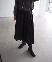 クラシカルミディプリーツスカート