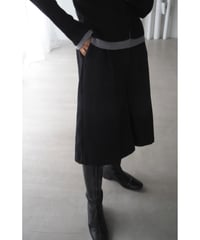 クラシックタックハーフパンツ