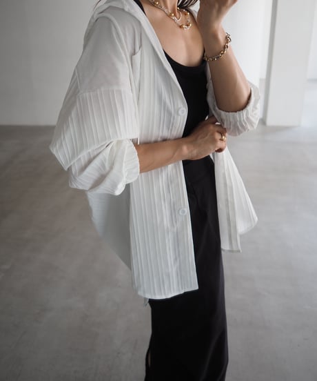airy hoodie shirt / white