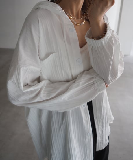 airy hoodie shirt / white