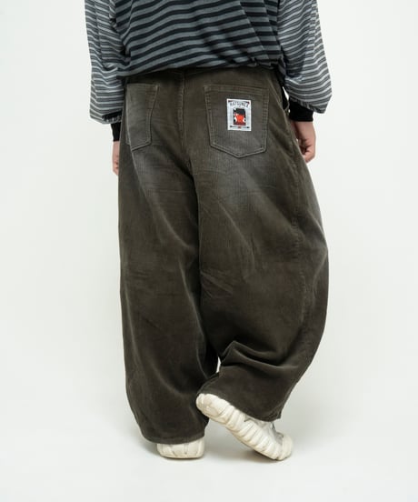 コーデュロイレクタングルパンツ（オリーブ）