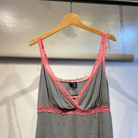Border lace design cami tops