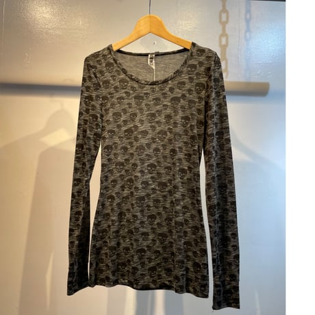 Skull design tops