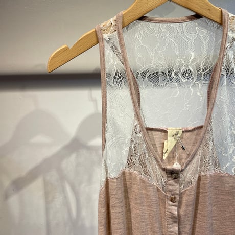 Lace pattern design tops