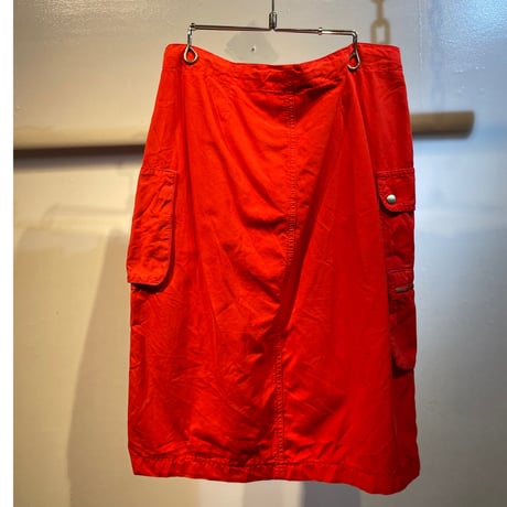 Euro design zip skirt