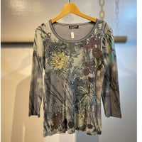 Y2K design tops