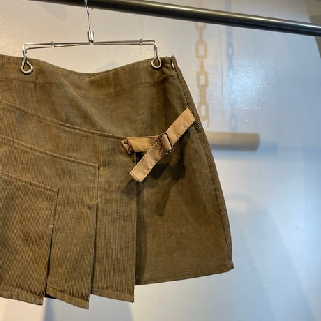 Euro design corduroy mini skirt