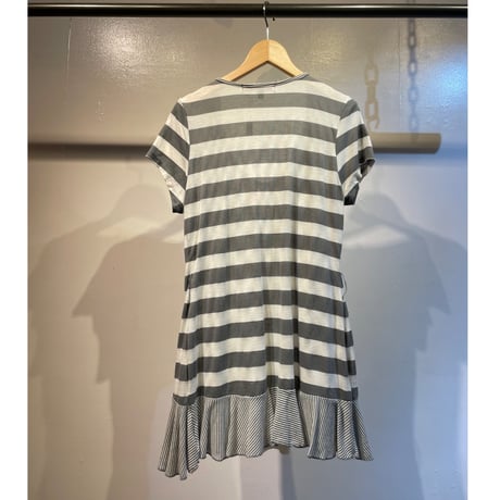 Border layered design tops