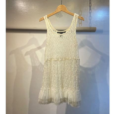 Lace and frill design tops