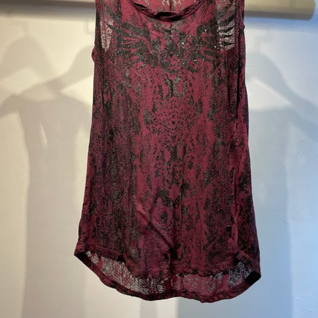 Grunge design tops