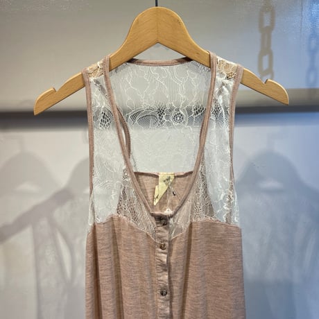 Lace pattern design tops