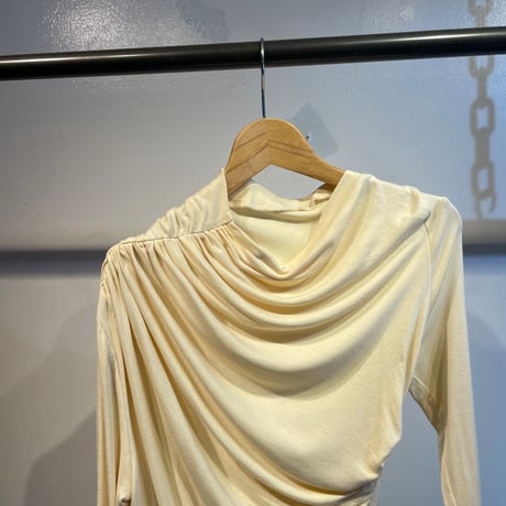 Drape design tops