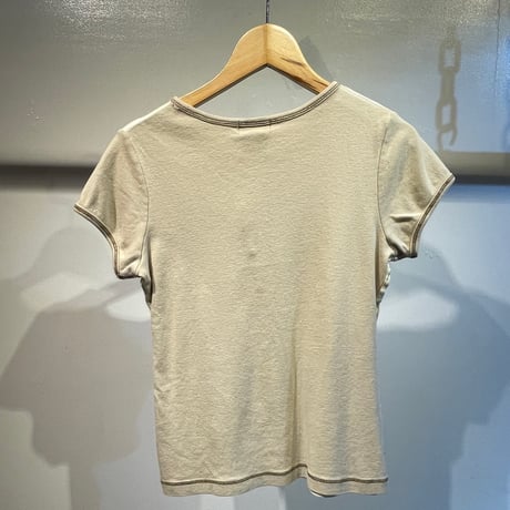 Y2K design tops