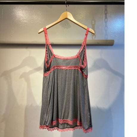 Border lace design cami tops