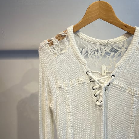 Grunge and lace gauze design tops